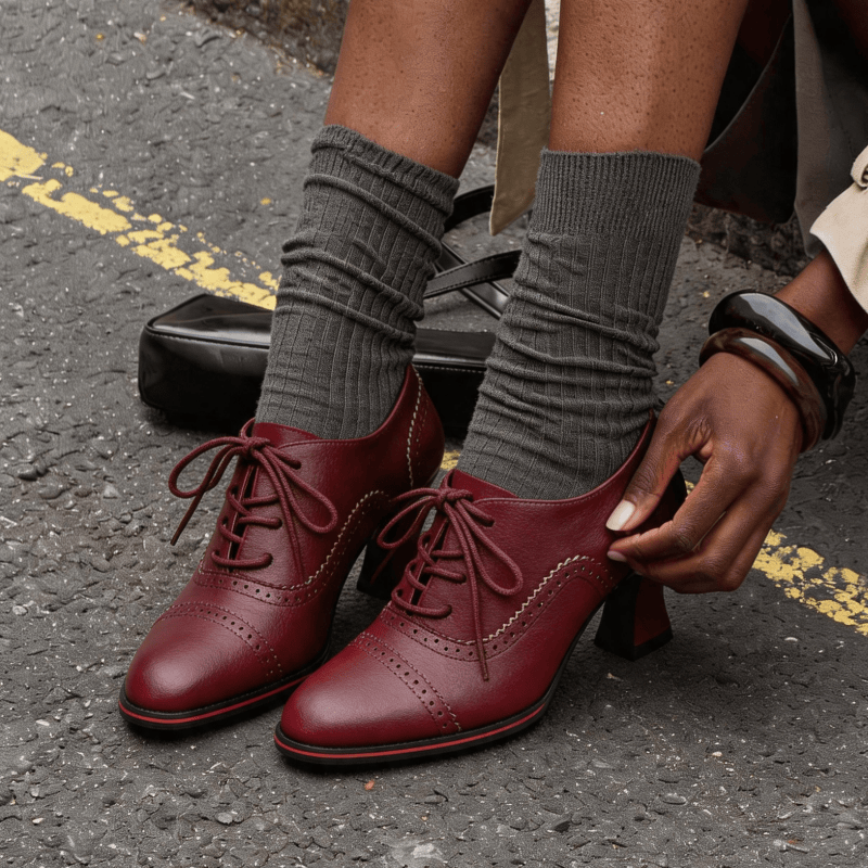 Leather Work Oxfords - Sapatos Oxford femininos de couro sintético