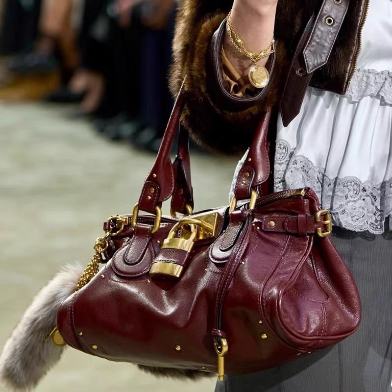 Nova Bolsa Feminina de Ombro E - Leatherwork Rivets avaliação e preço