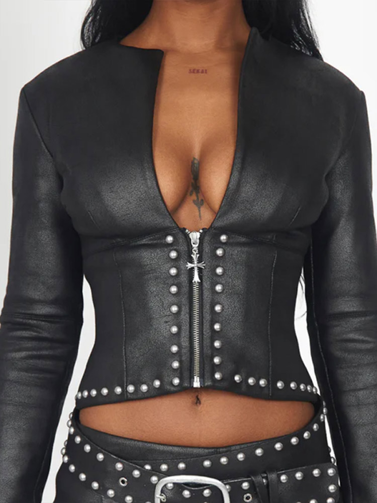 Conjunto Feminino de 2 Peças:  - Leatherwork Rivets avaliação e preço