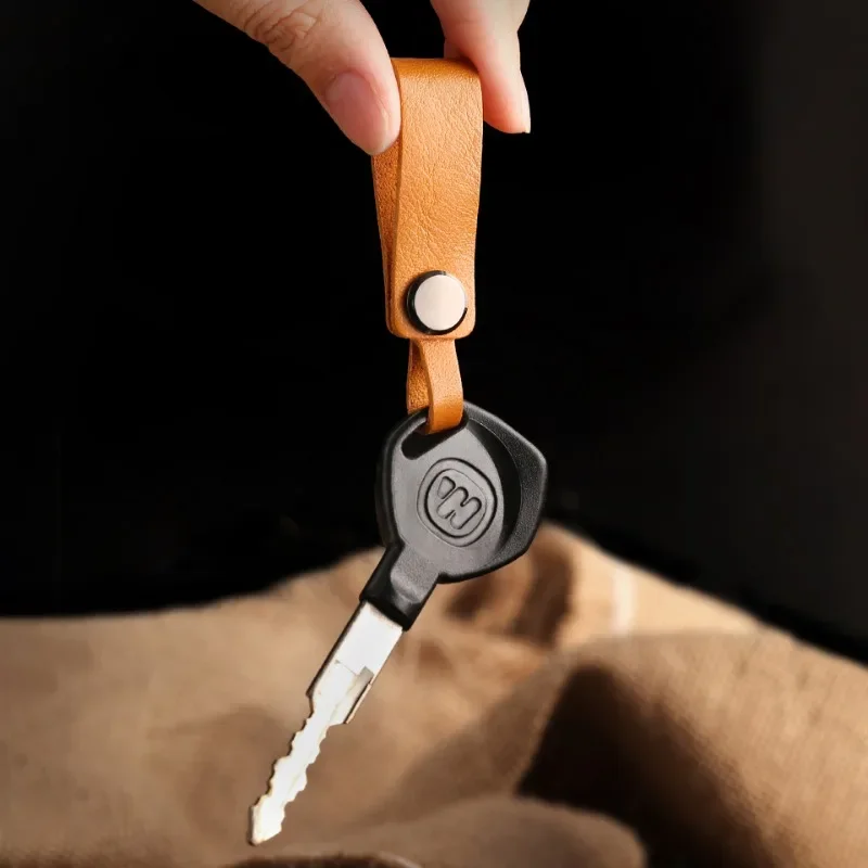 Chaveiro de couro genuíno com  - Leatherwork Keychain avaliação e preço