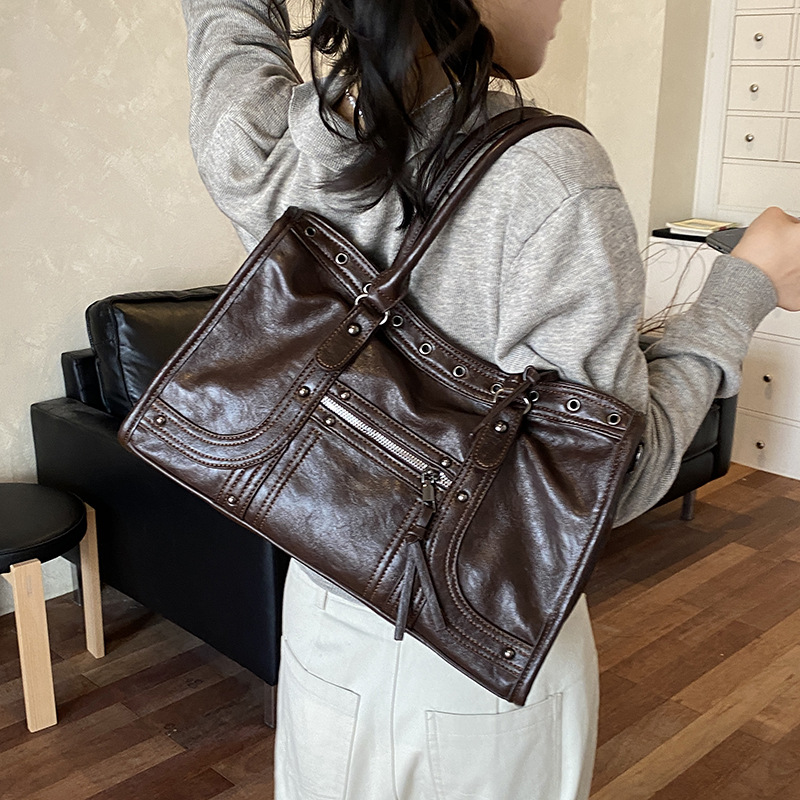 Bolsa de Ombro Retro para Mulh - Leatherwork Rivets avaliação e preço